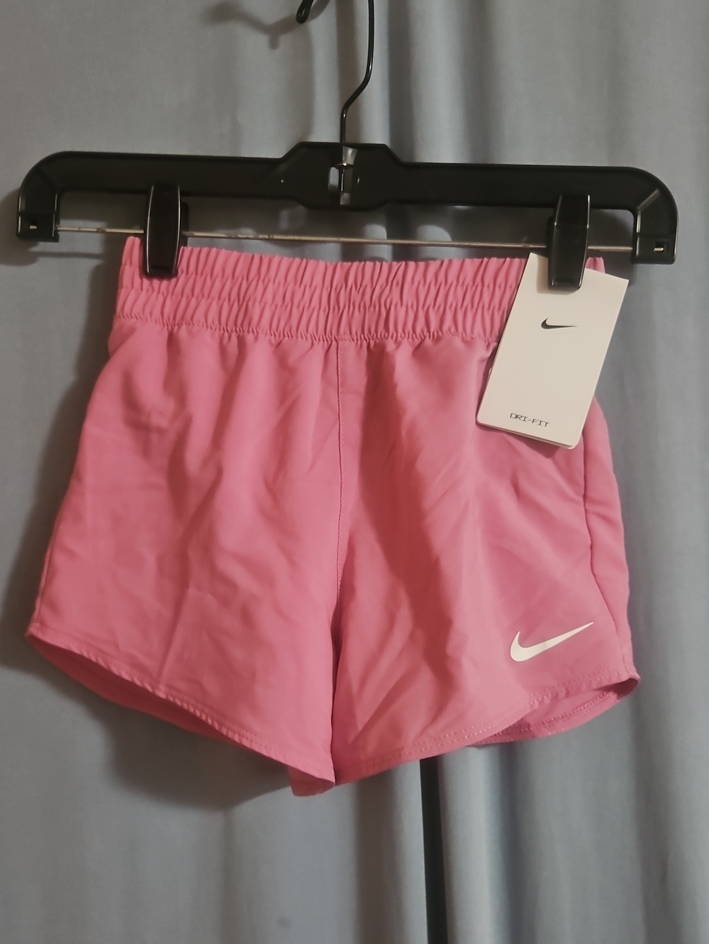 Nike Little Girls’ Dri-FIT One Woven Shorts:Magic Flamingo: NEW WITH TAGS: SZ 6